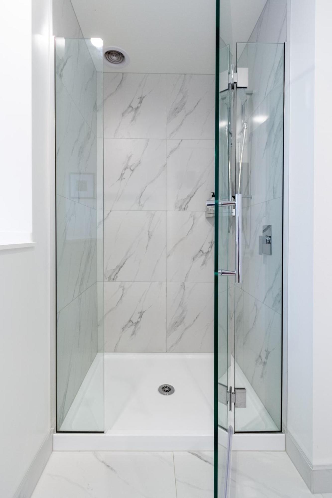 Executive Suite On Lichfield Street - 2 Bed 2 Bath Κράισττσερτς Εξωτερικό φωτογραφία