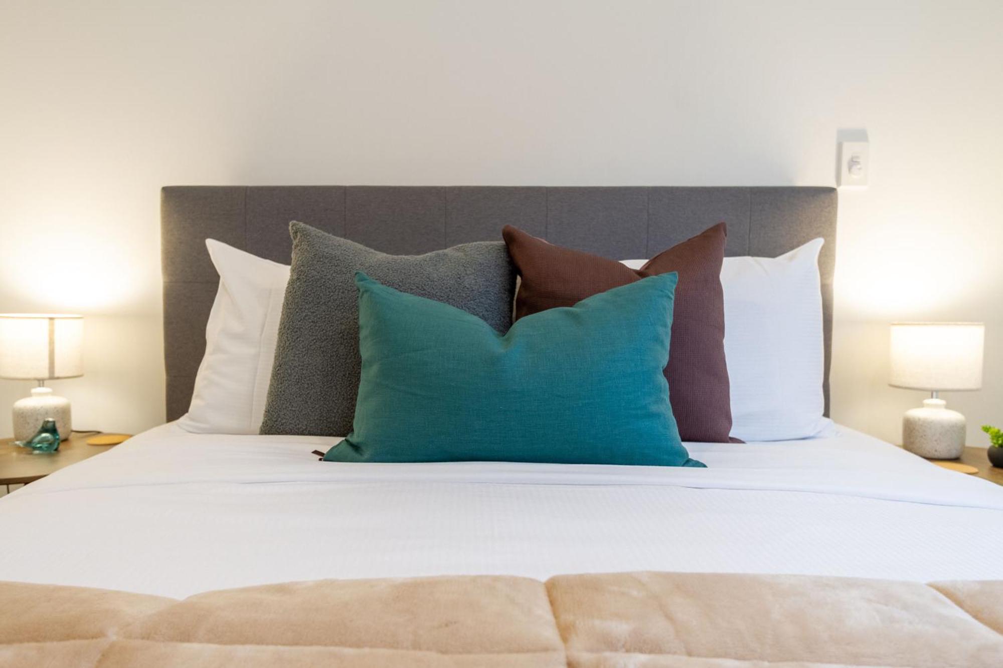 Executive Suite On Lichfield Street - 2 Bed 2 Bath Κράισττσερτς Εξωτερικό φωτογραφία