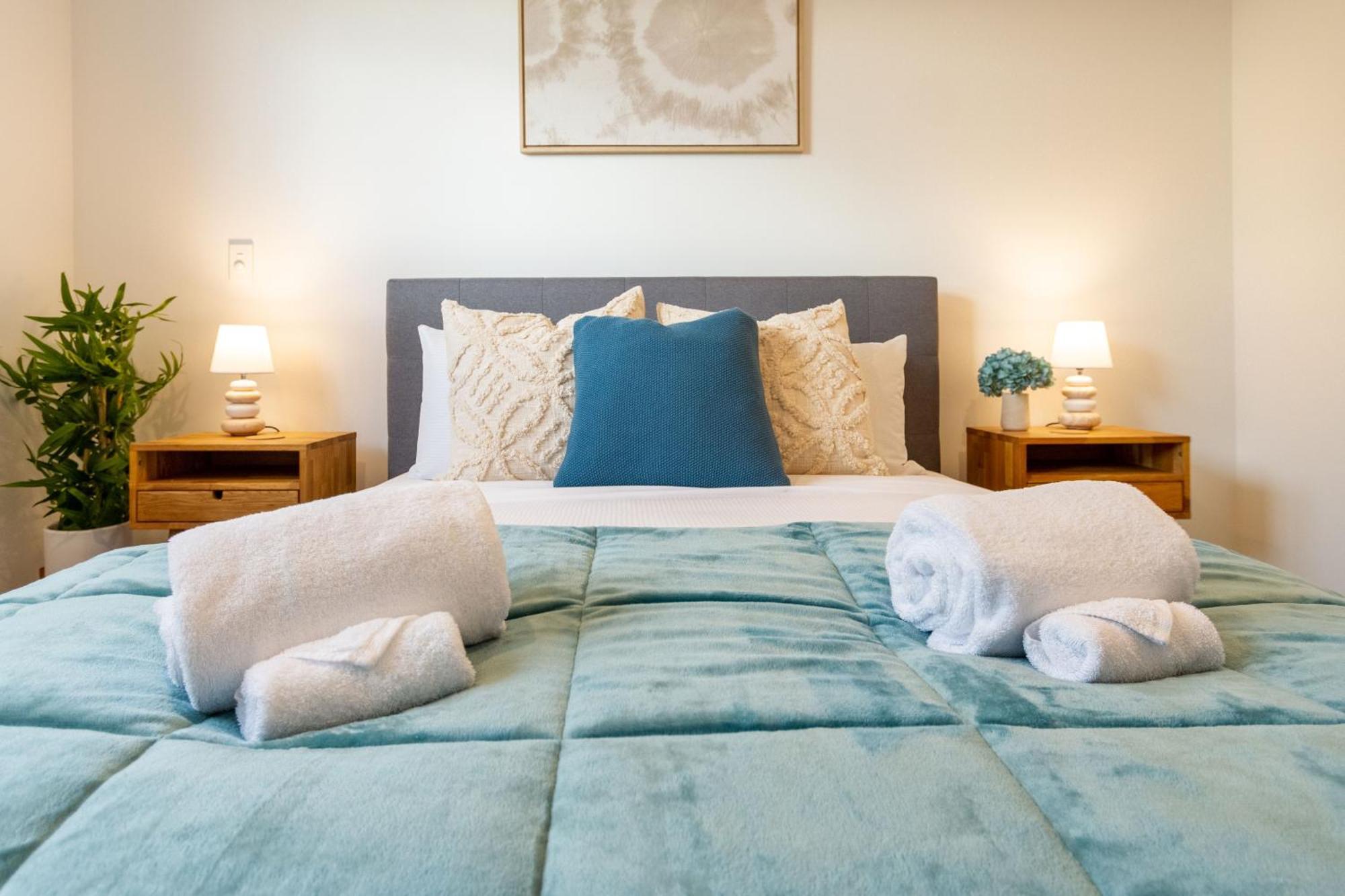 Executive Suite On Lichfield Street - 2 Bed 2 Bath Κράισττσερτς Εξωτερικό φωτογραφία