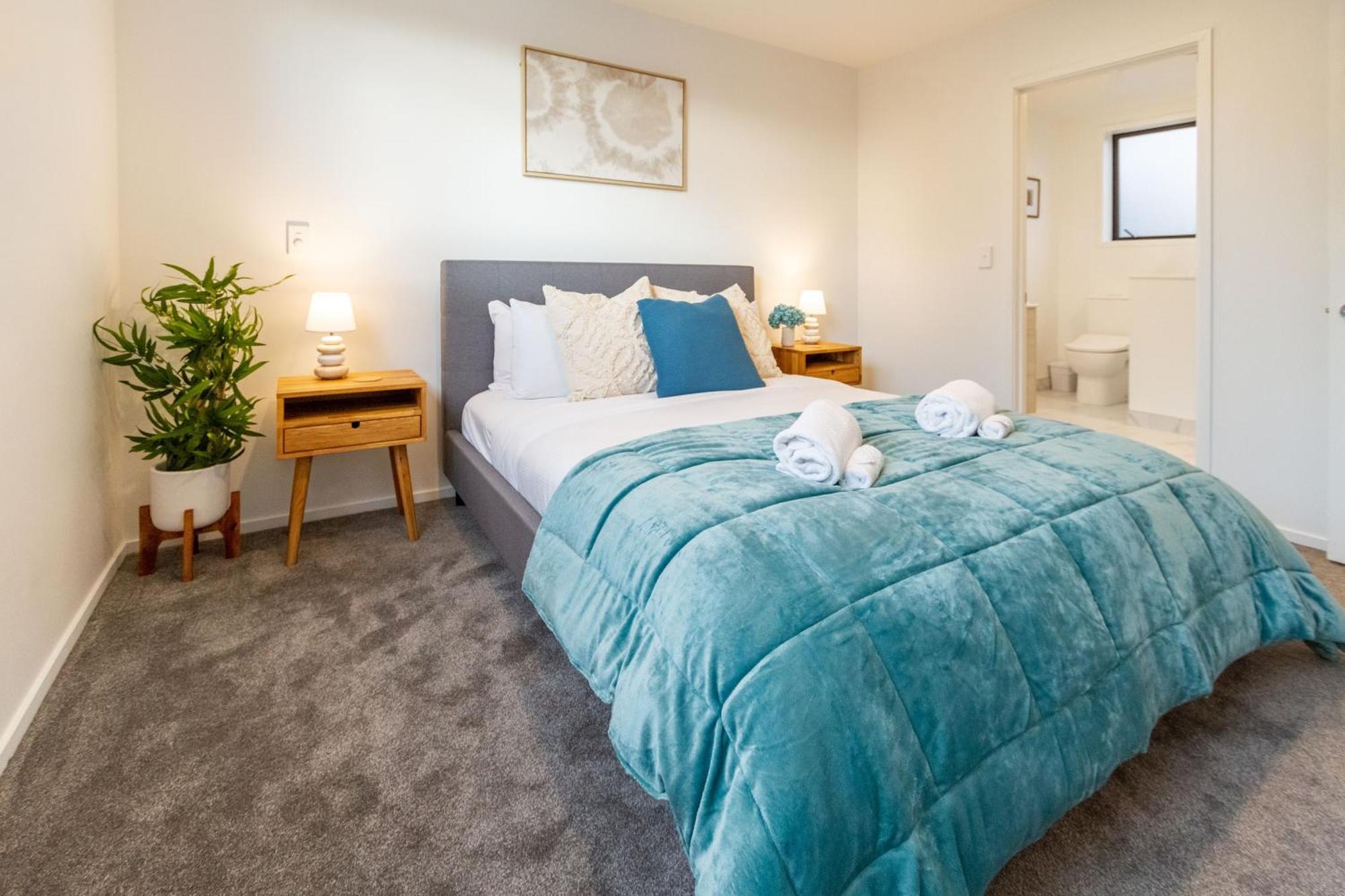 Executive Suite On Lichfield Street - 2 Bed 2 Bath Κράισττσερτς Εξωτερικό φωτογραφία