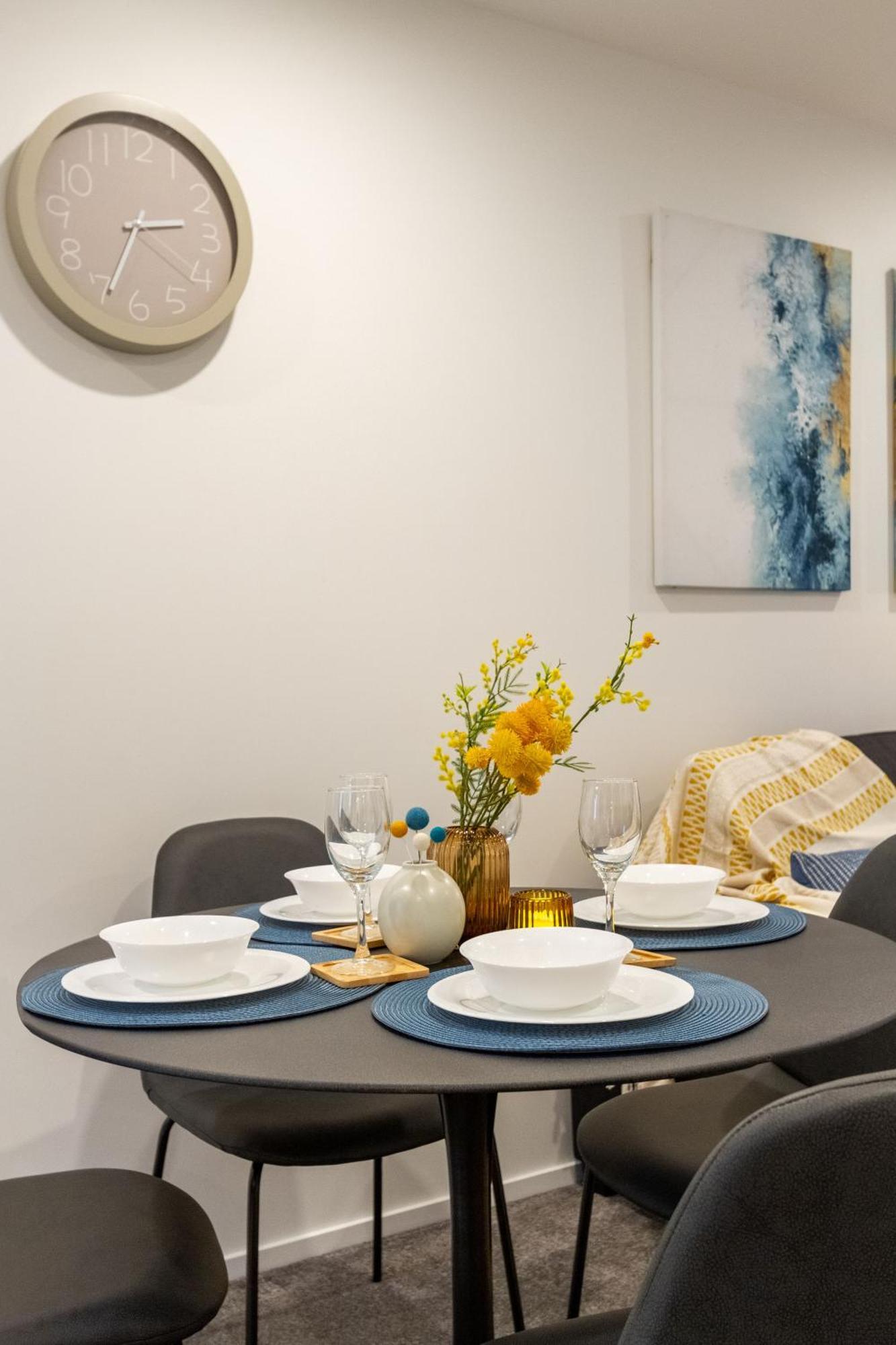 Executive Suite On Lichfield Street - 2 Bed 2 Bath Κράισττσερτς Εξωτερικό φωτογραφία